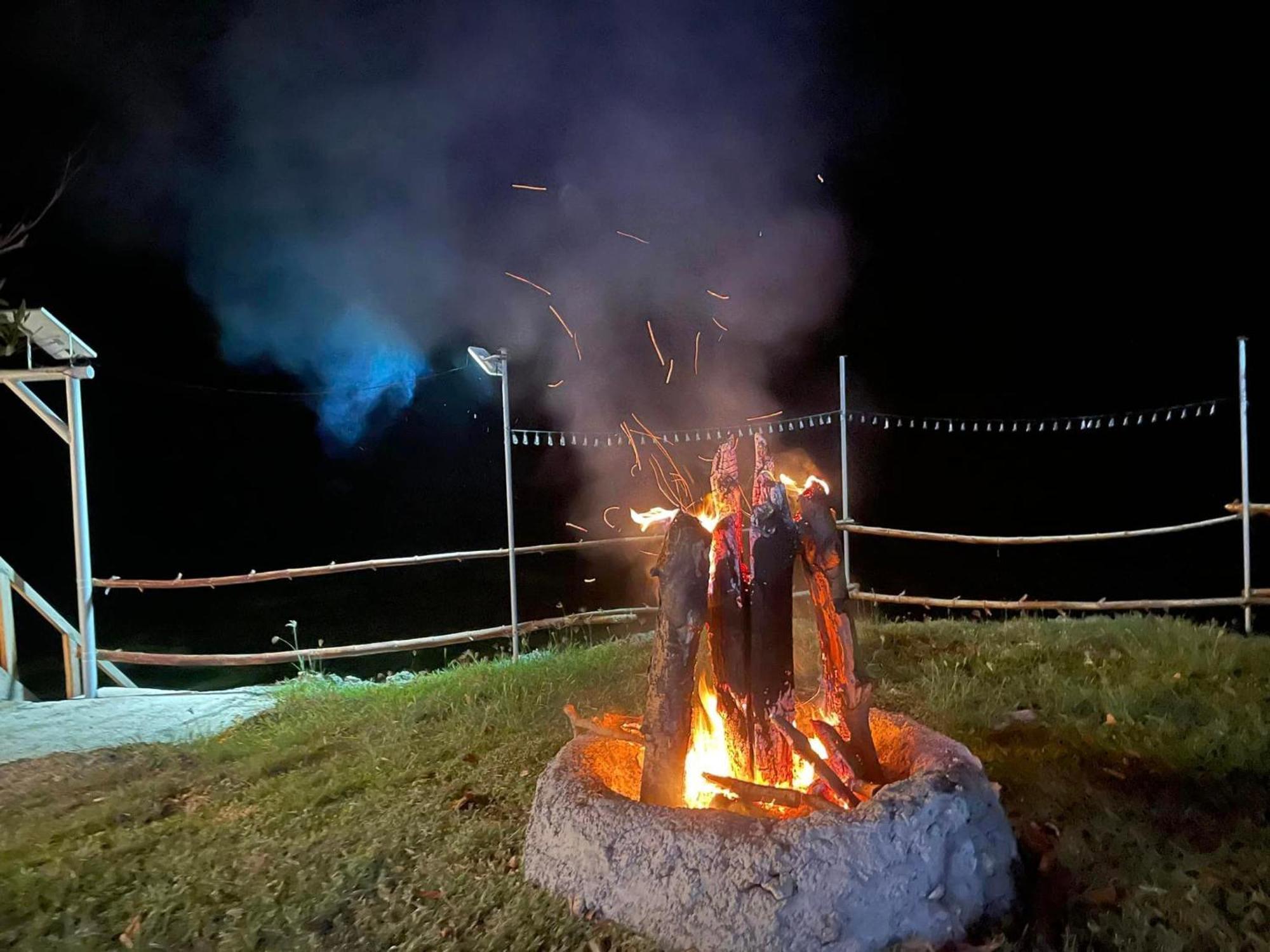 Hotel Jush Native And Glamping Dauis Exterior foto