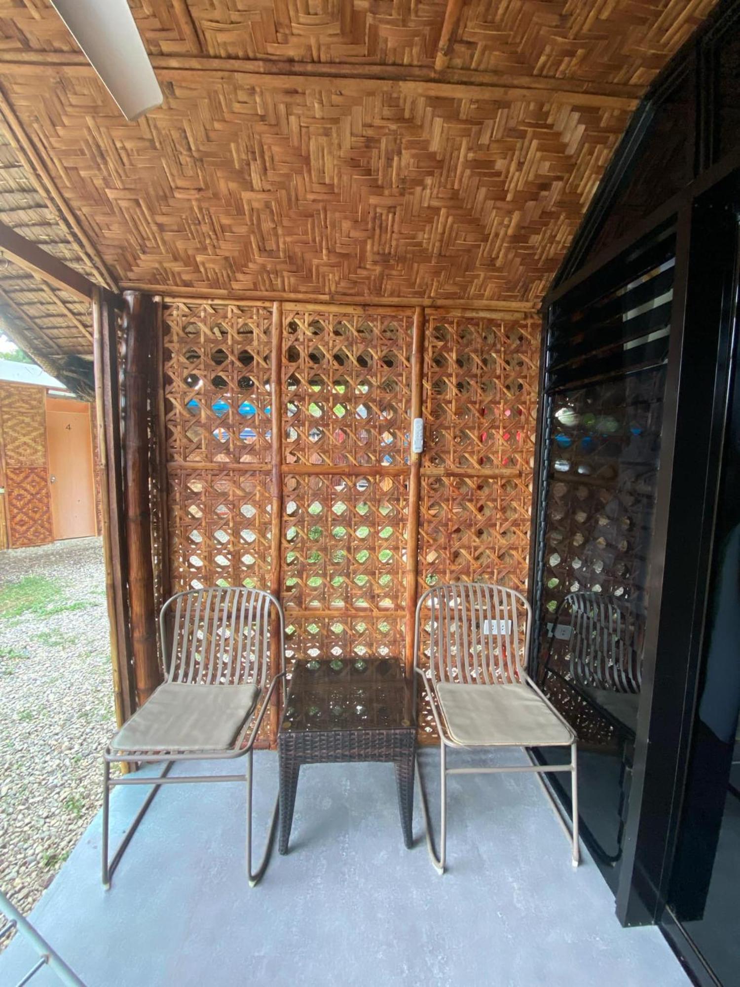 Hotel Jush Native And Glamping Dauis Exterior foto